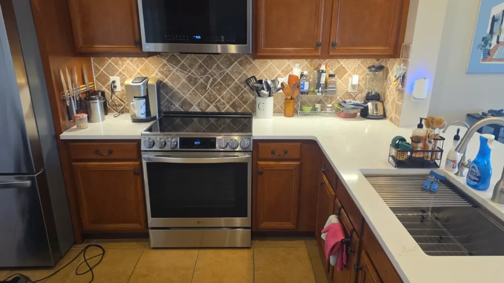 Clean kitchen after professional kitchen cleaning